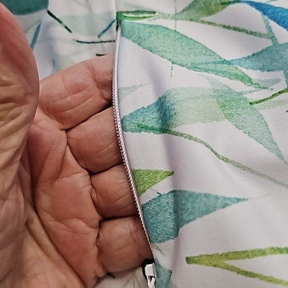 Amy sport golf shirt for women. Size medium. Long sleeves. Henley style … - Picture 12 of 12